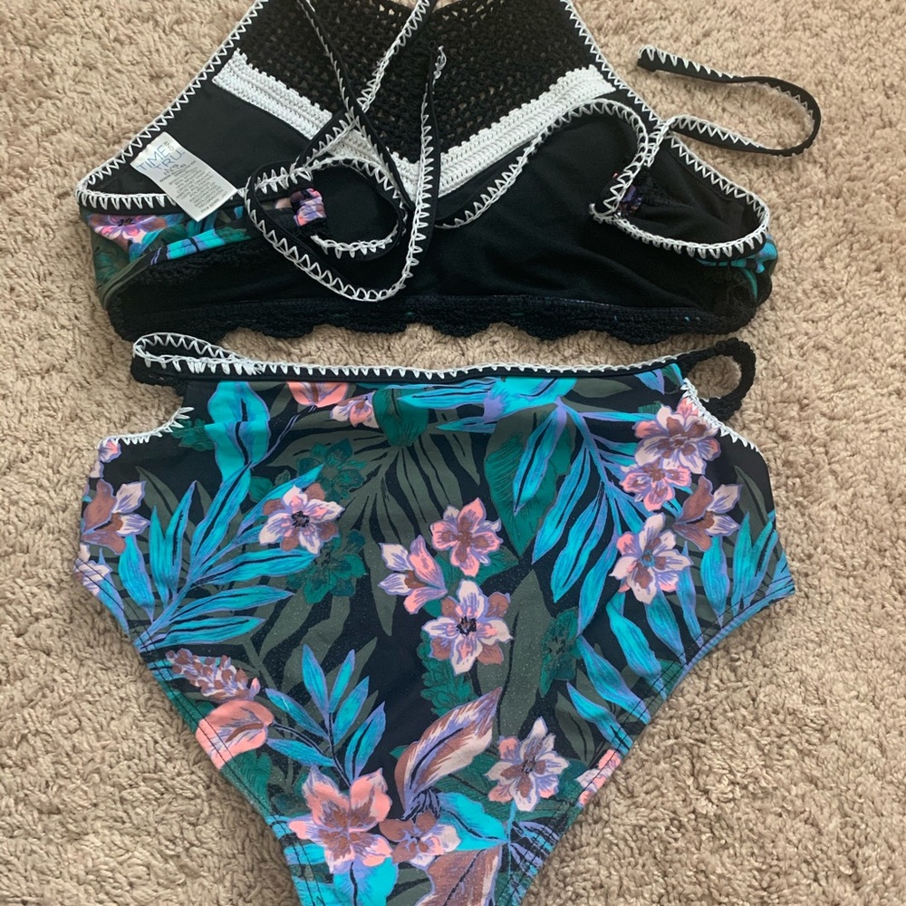 High waisted bikini set